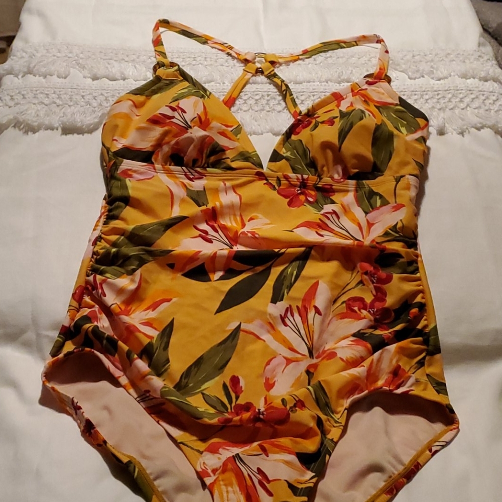 Kona Sol medium coverage